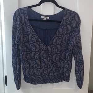 American Eagle long sleeve paisley/flowered long sleeve top